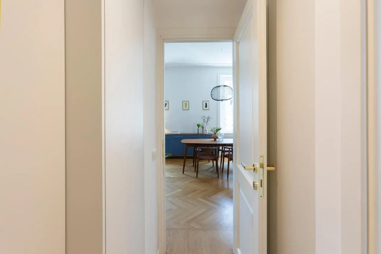 Elegant And Bright Apartment, Milano Gerusalemme Italy